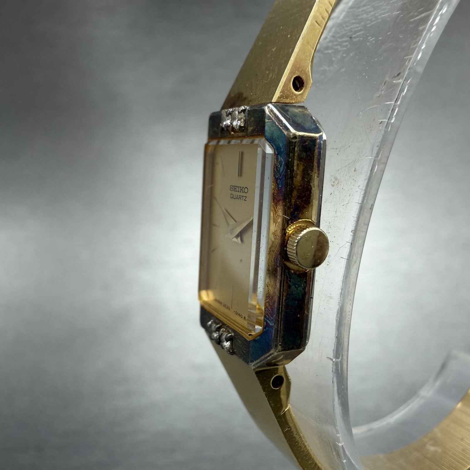 Seiko Tank Watch Women 14mm Champagne Dial Gold Tone Rectangle 2e20-5099 New Bat2