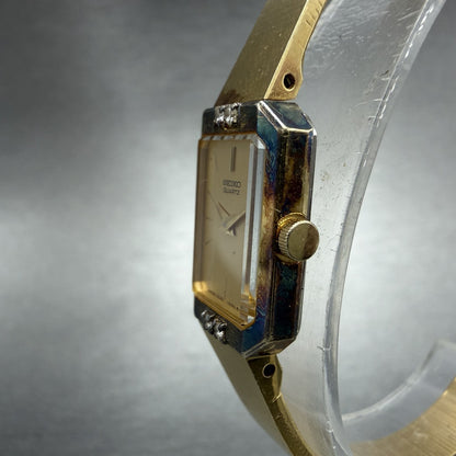 Seiko Tank Watch Women 14mm Champagne Dial Gold Tone Rectangle 2e20-5099 New Bat2