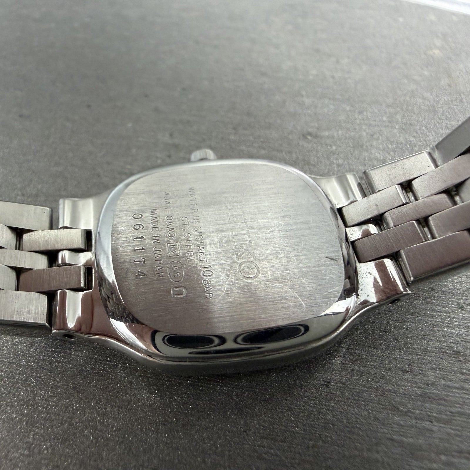 Seiko Exceline Watch Women 21mm White Dial Two Tone 4J41-0AA0 New Battery9