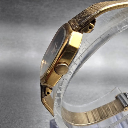 Seiko Watch Women 17mm Black Dial Gold Tone Rectangle 1400-8149 New Battery JP232