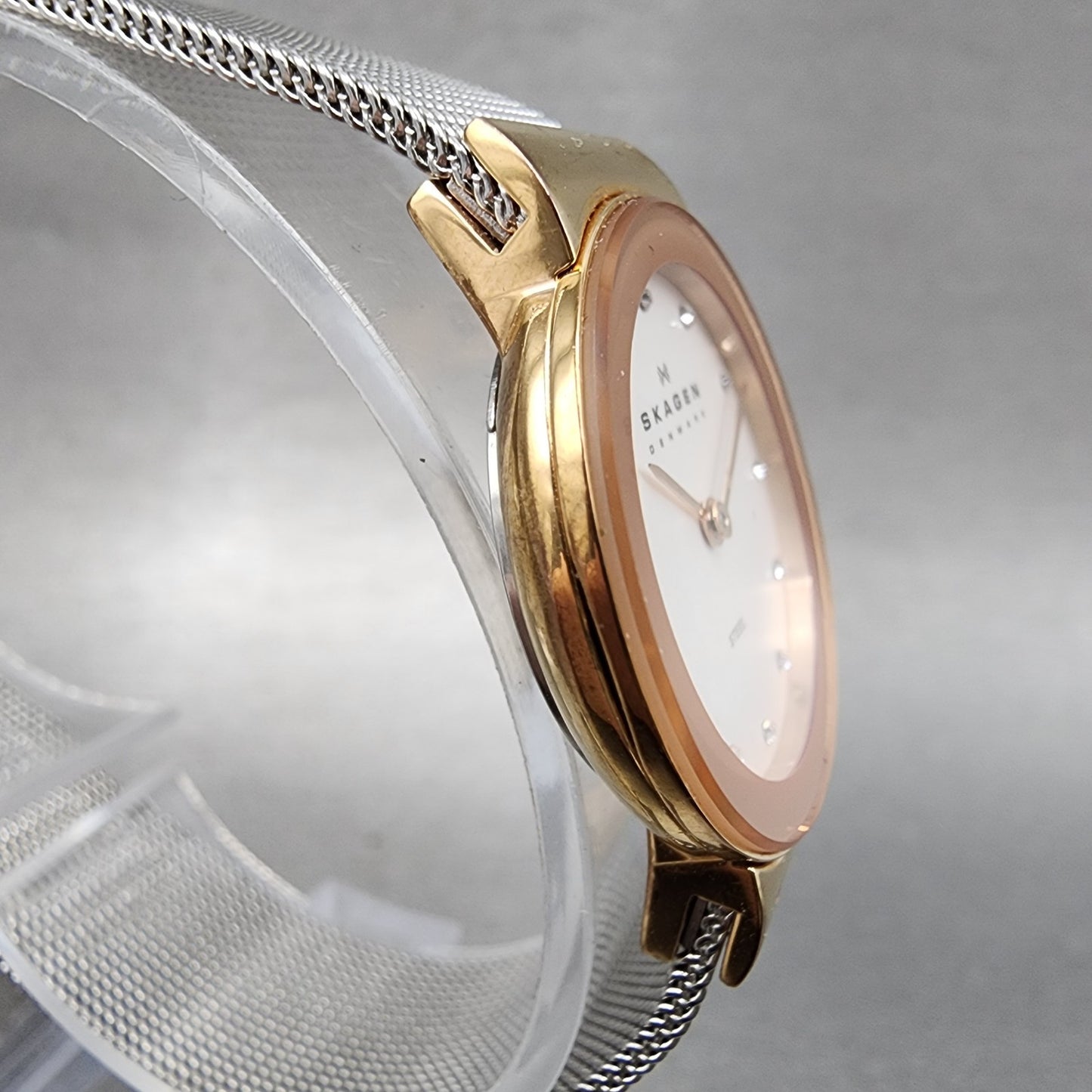 Skagen Watch Women 26mm Silver Dial Rose Gold Tone Round 358SRSC New Battery3