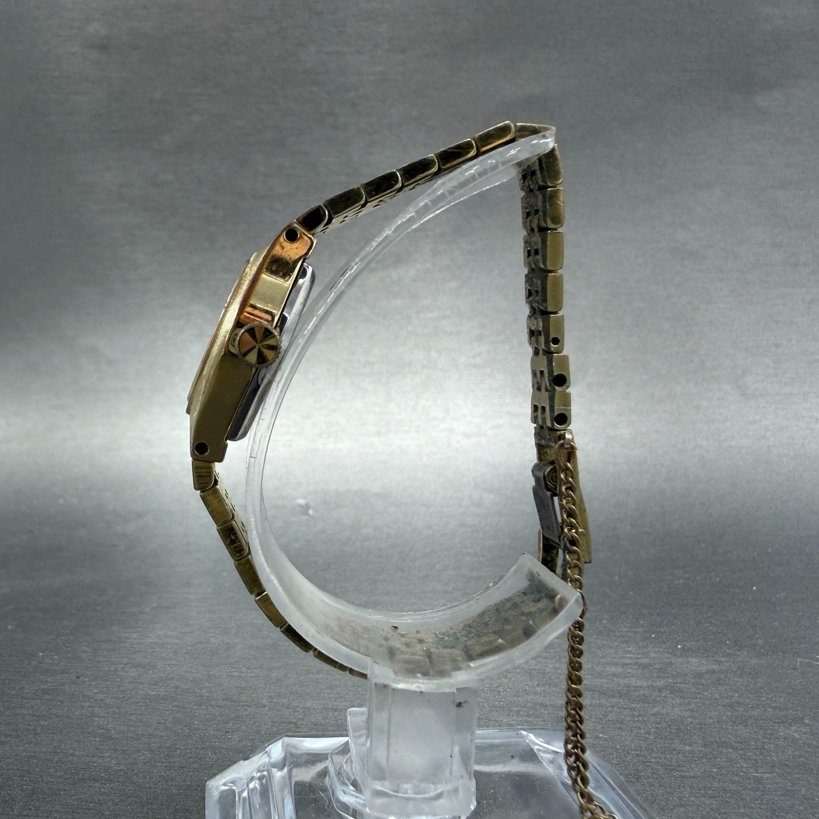Seiko Watch Women 17mm Champagne Dial Gold Tone Manual Wind Oval 11-7849 Runs 456