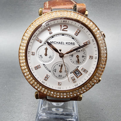 Michael Kors Parker Watch Women 39mm White Dial Silver Tone READ!!!!Chronograph