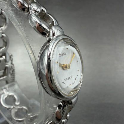 Seiko Tisse Watch Women 18mm White Dial Silver Tone Hearts 1F20-1B20 New Battery3