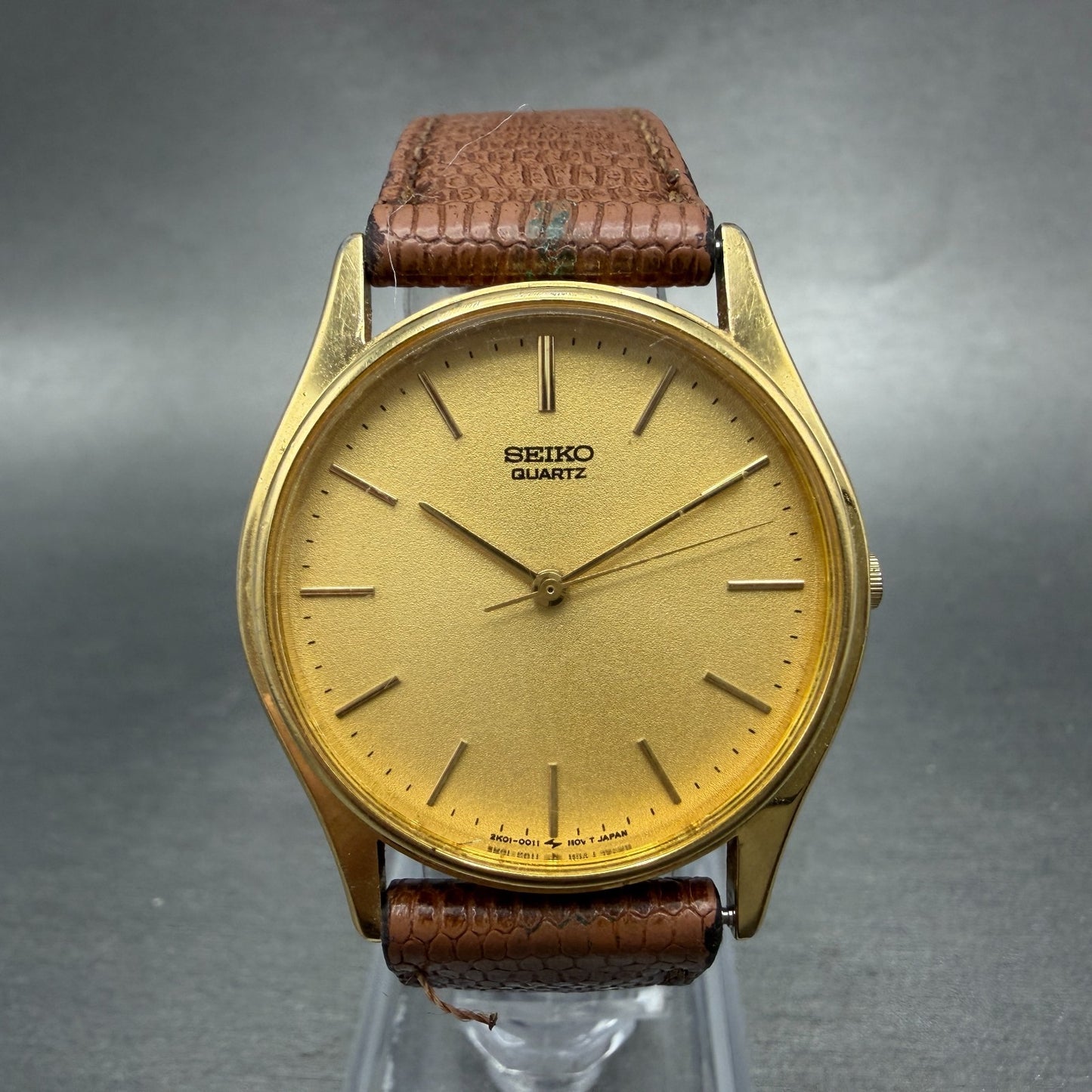Seiko Watch Unisex 32mm Champagne Dial Gold Tone Round 2K01-0011 New Battery VTG0
