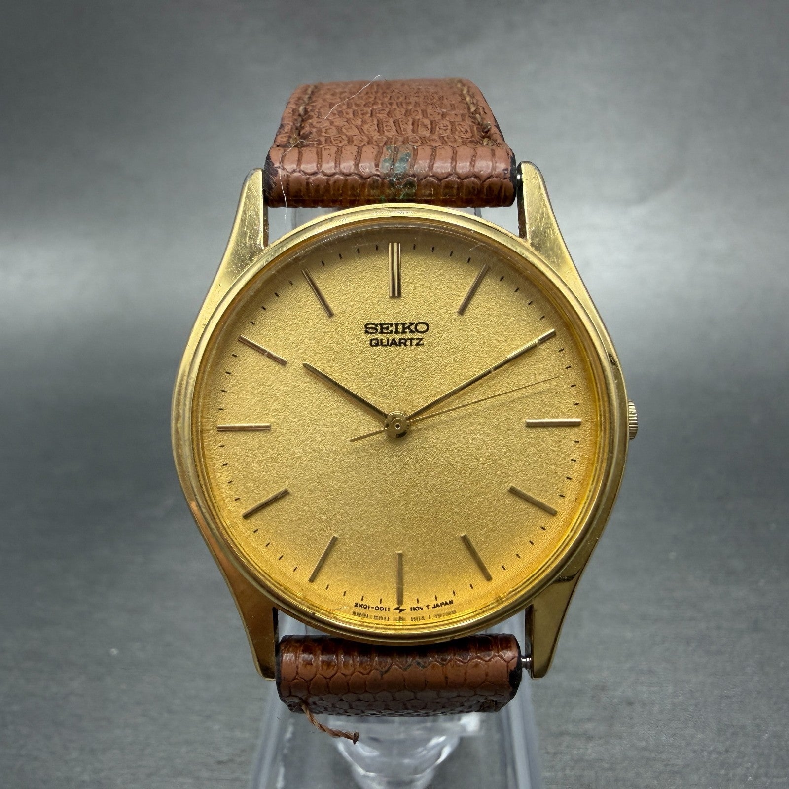 Seiko Watch Unisex 32mm Champagne Dial Gold Tone Round 2K01-0011 New Battery VTG0