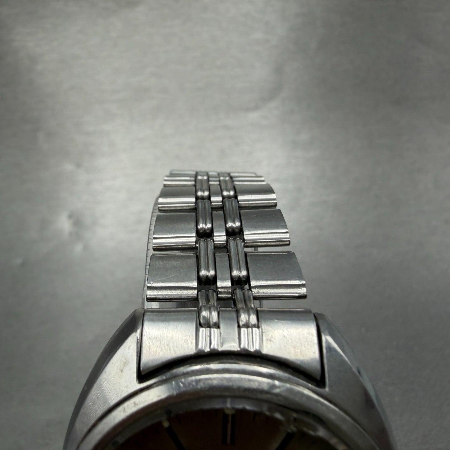 Seiko 5 Actus Watch Men 36mm Brown Dial Silver Tone Daydate Round 7019-7070 Runs4