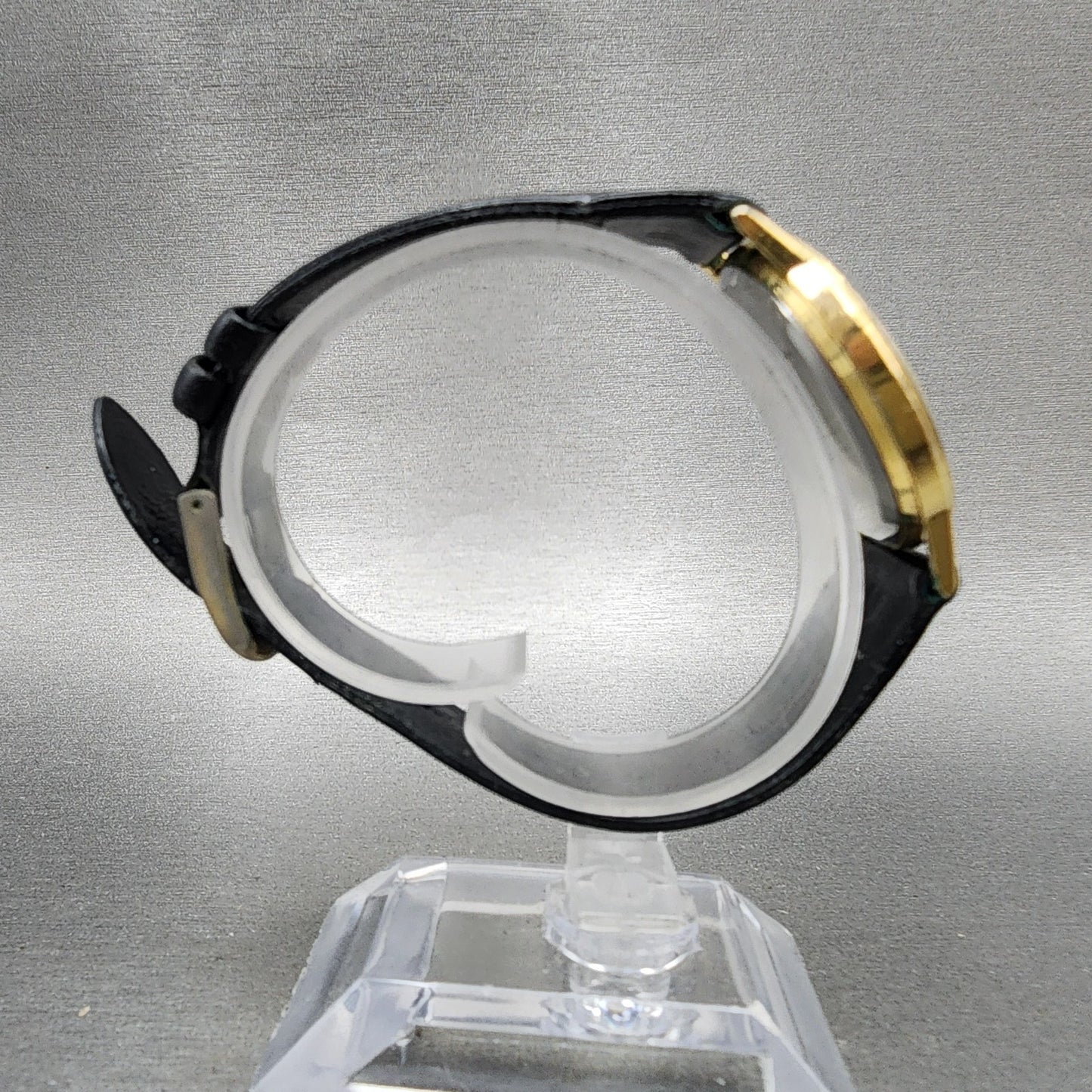 Seiko Watch Men 32mm Black Dial Gold Tone Round 26200209 New Battery VTG8