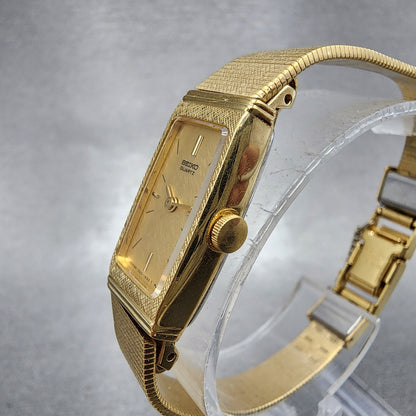 Seiko Watch Women 13mm Gold Dial Gold Tone Rectangle 13206079 New Battery2