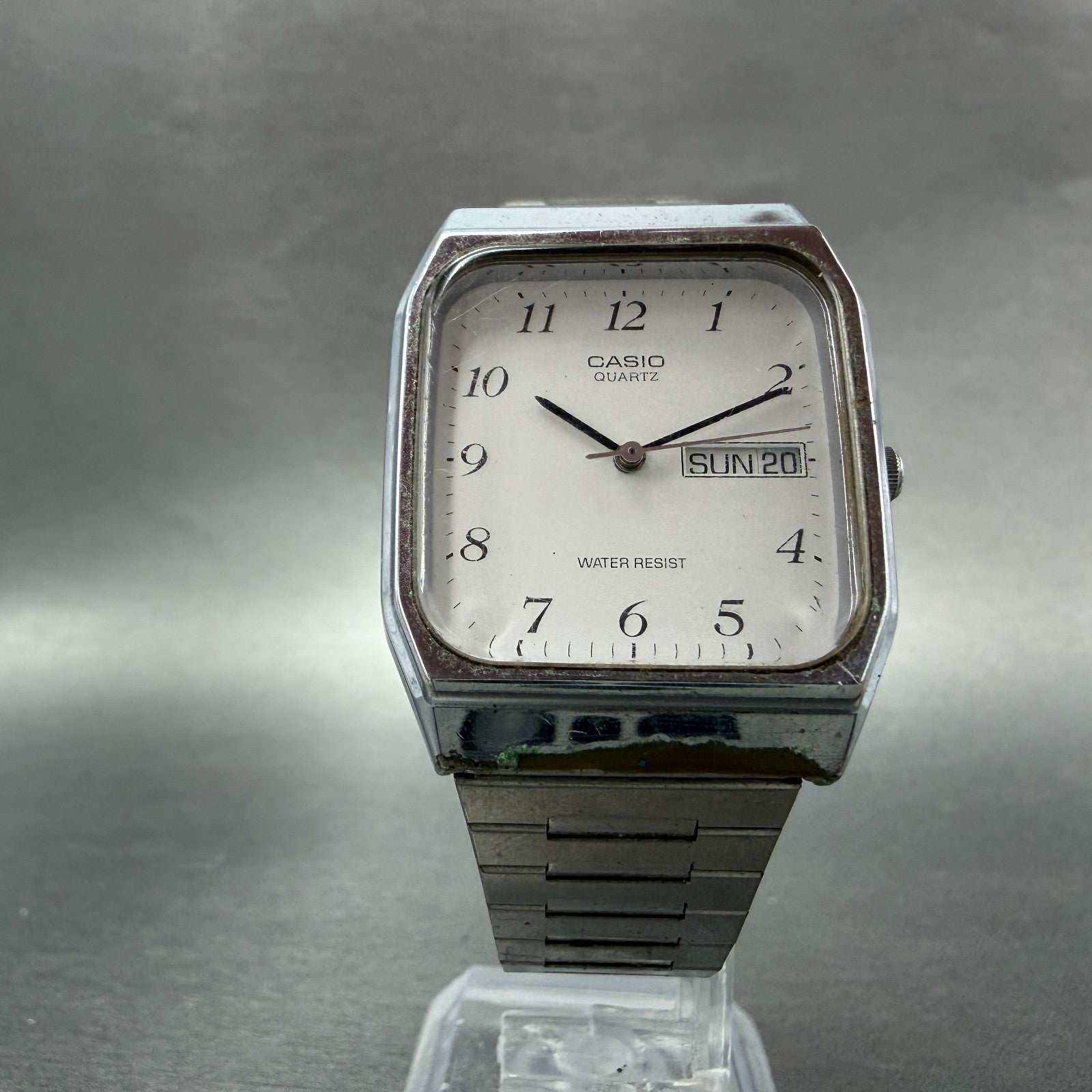 Casio MQ-518 Watch Men 30mm Silver Dial Silver Tone Rectangle Daydate New BattHJ5