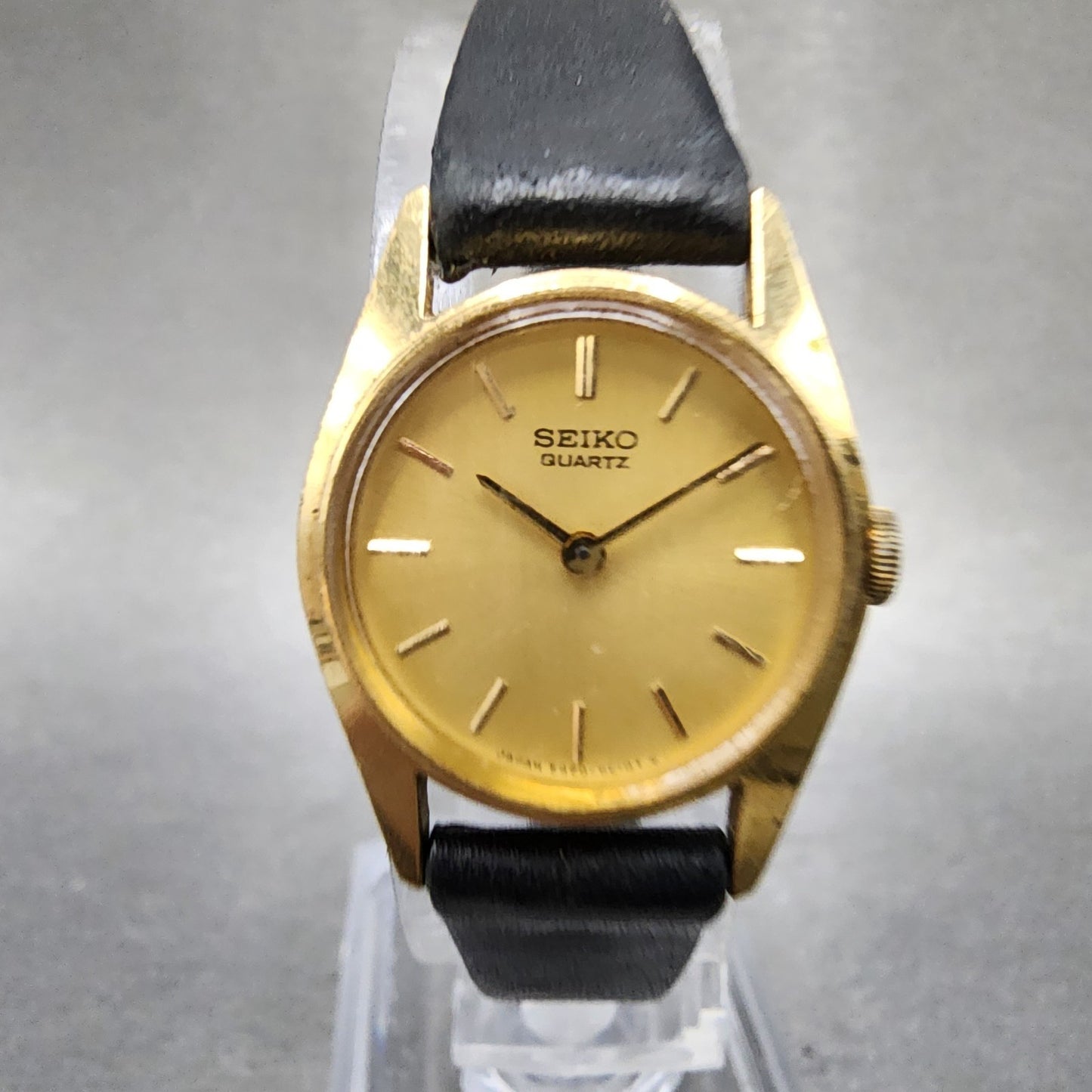 Seiko Watch Women 20mm Champagne Dial Gold Tone Round 54200090 New Battery0