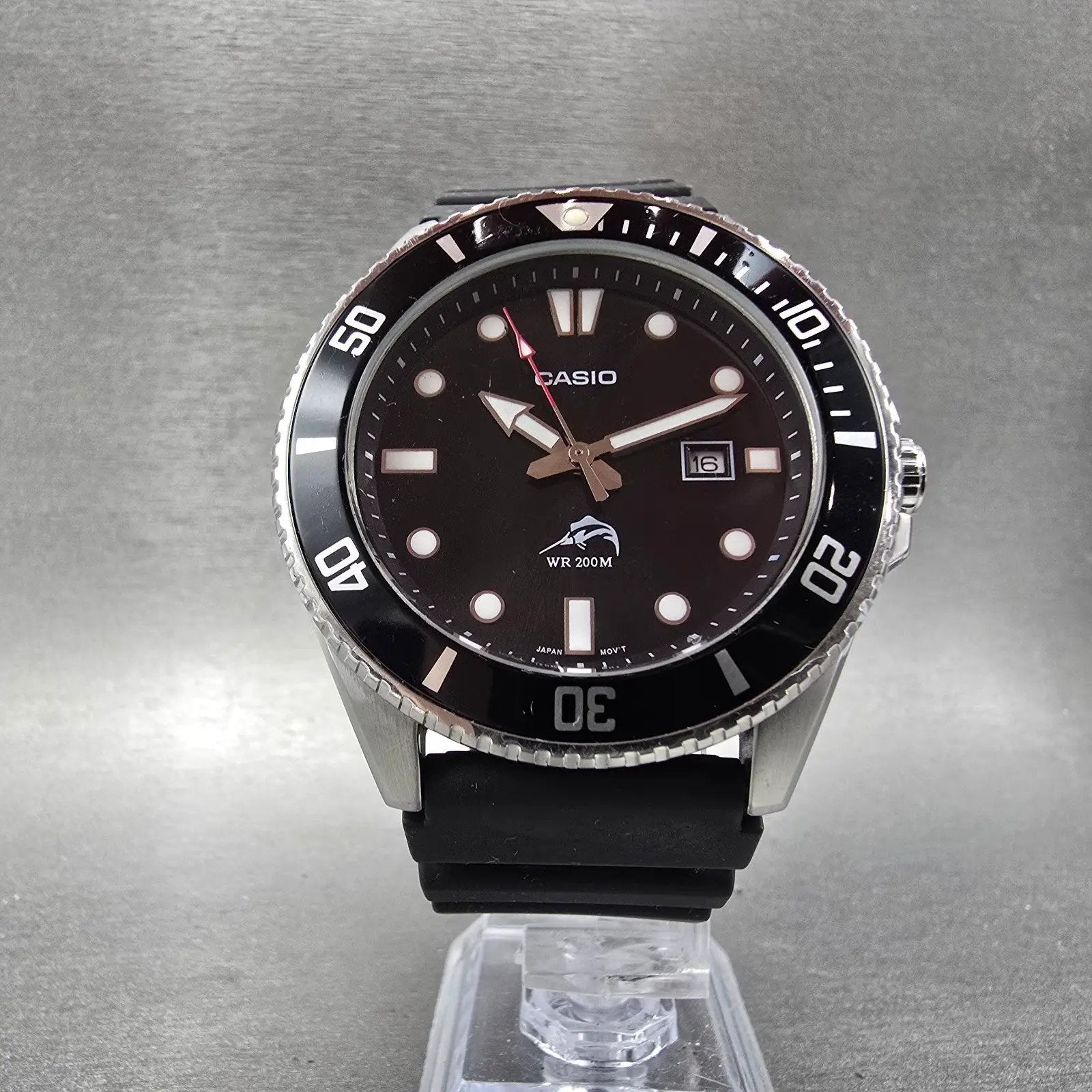 Casio Duro Dive Watch Men 44mm Black Dial Silver Tone Date Round MDV-106 NewBatL5