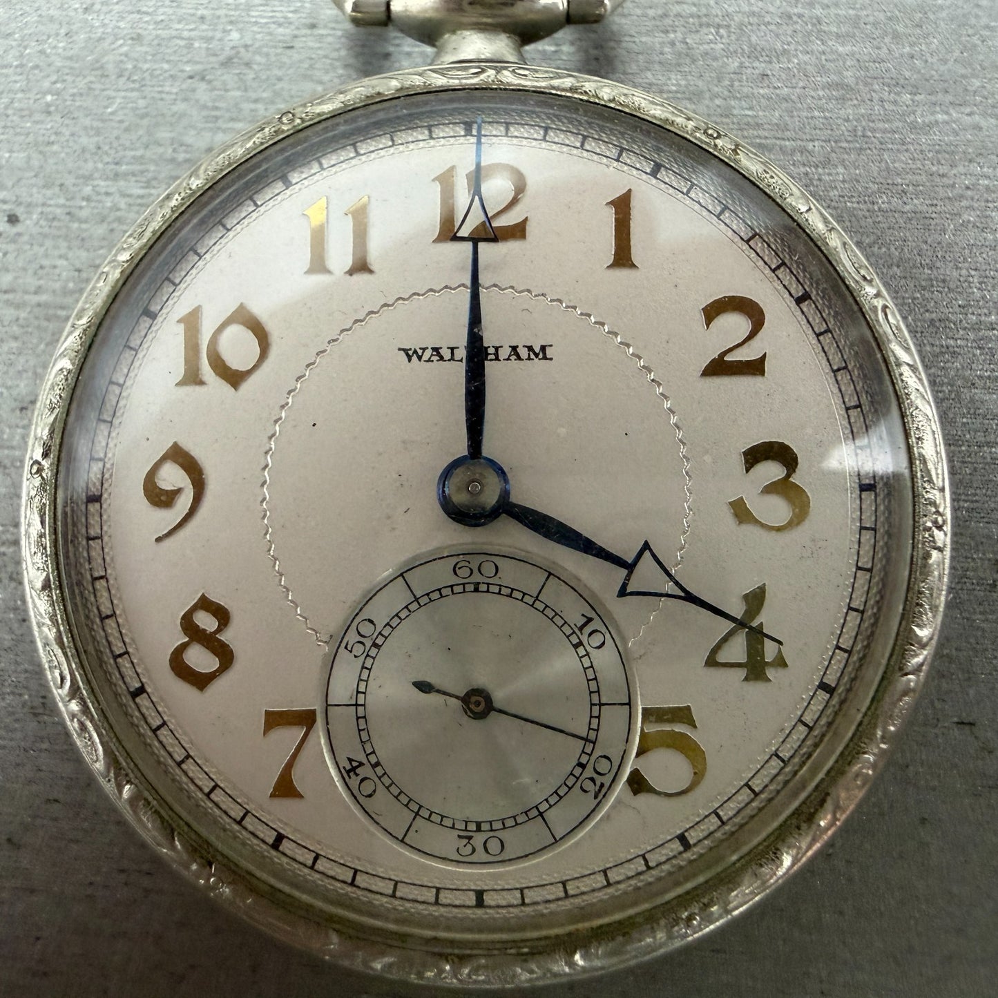 Waltham Pokect Watch White Dial Silver Tone Grade 210 Round Manual Wind PARTS2