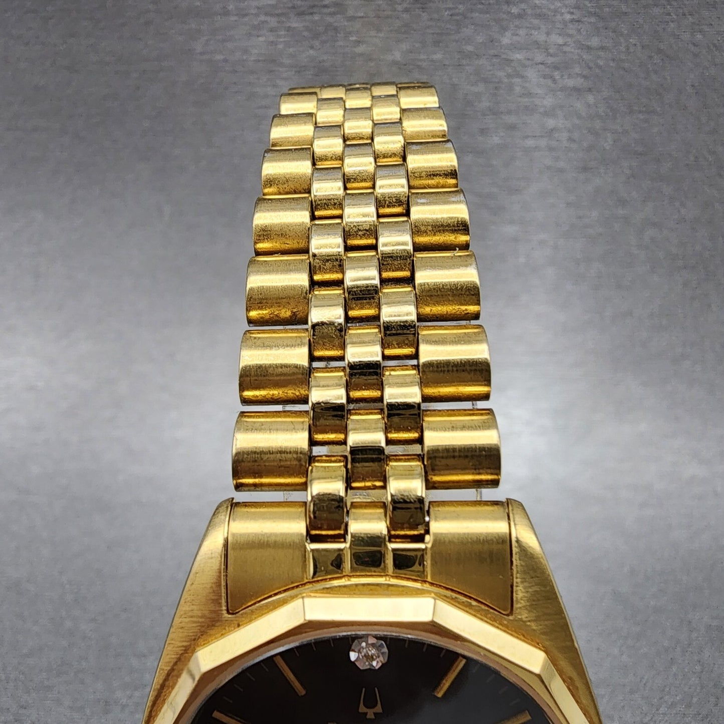 Bulova Watch Men 35mm Black Dial Gold Tone Date 92N99 New Battery4