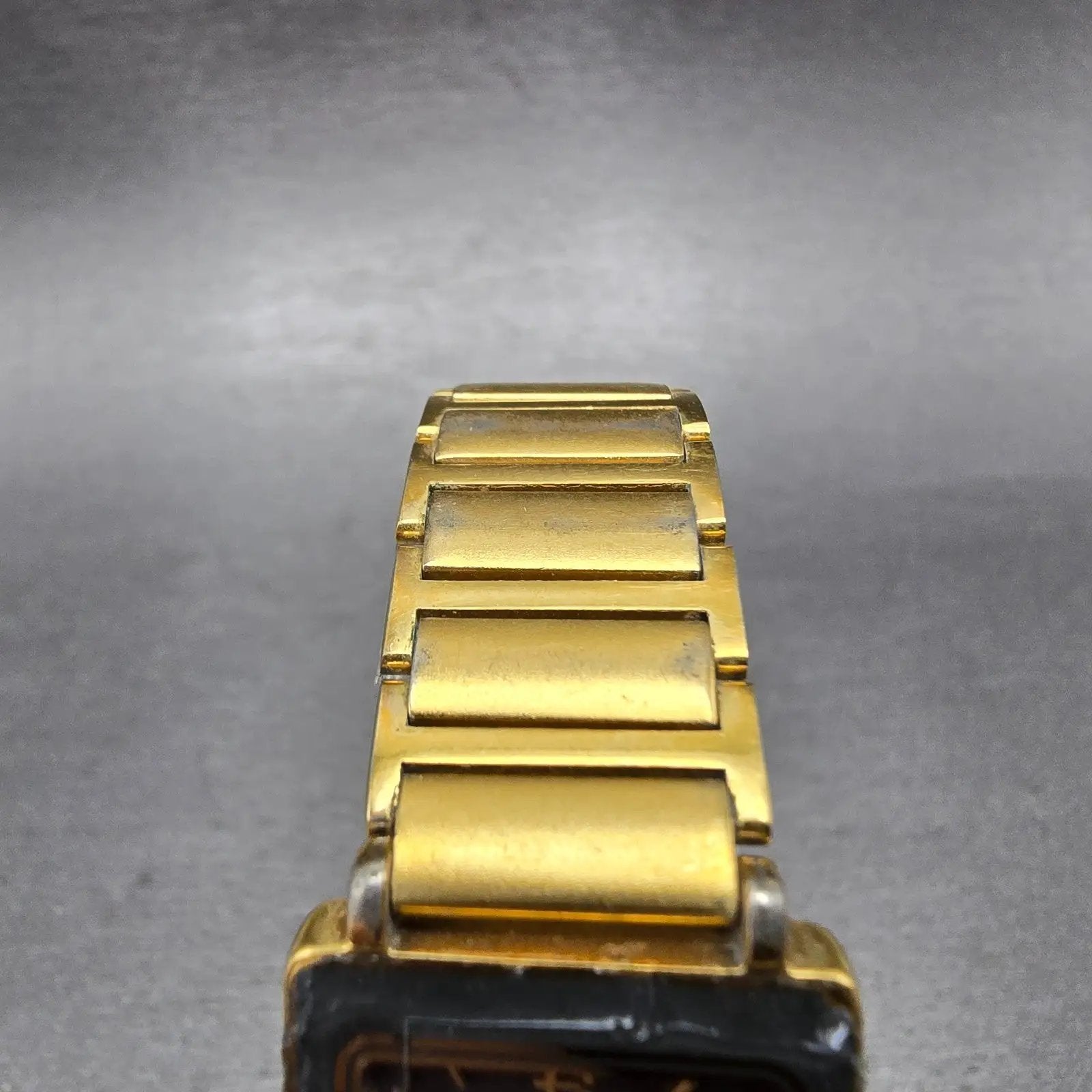 48560887
