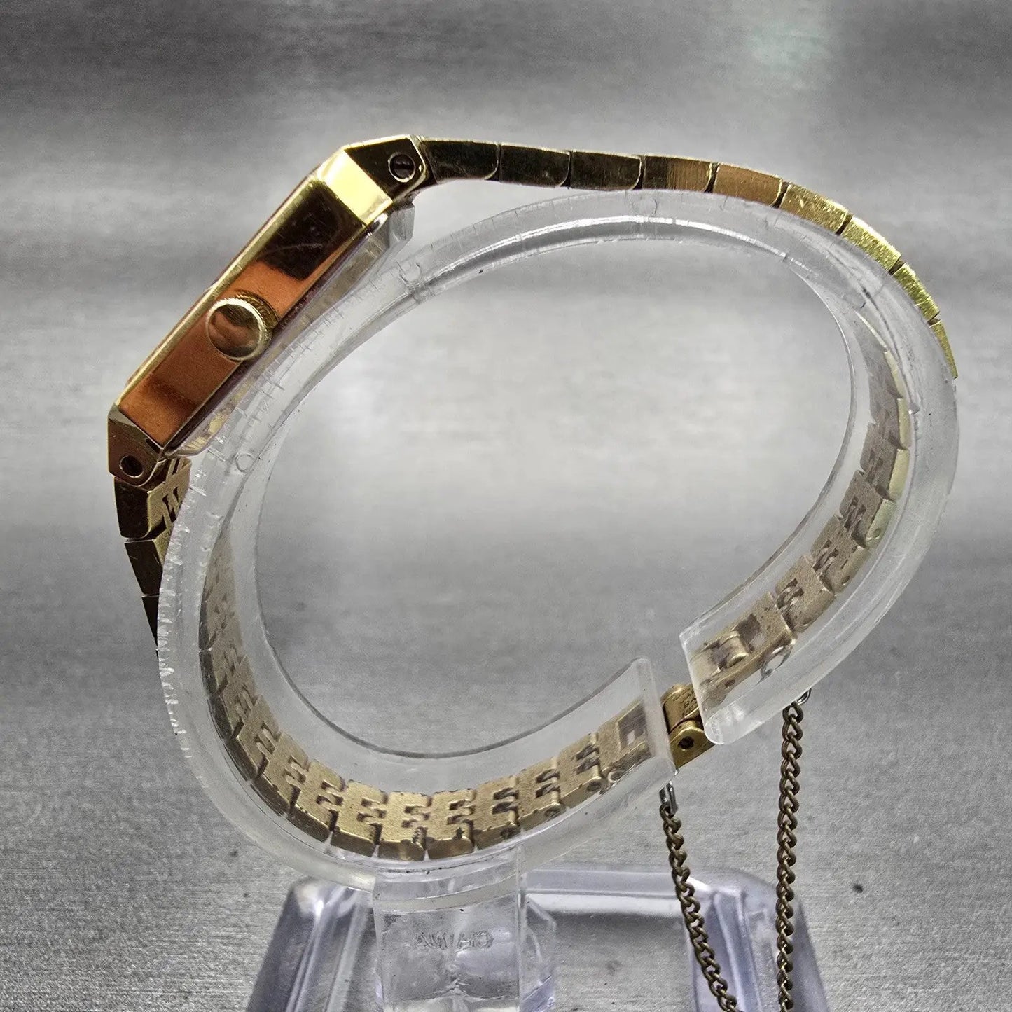 Seiko Watch Women 12mm Gold Dial Gold Tone Rectangle 1320-5029 New Battery VTG D6