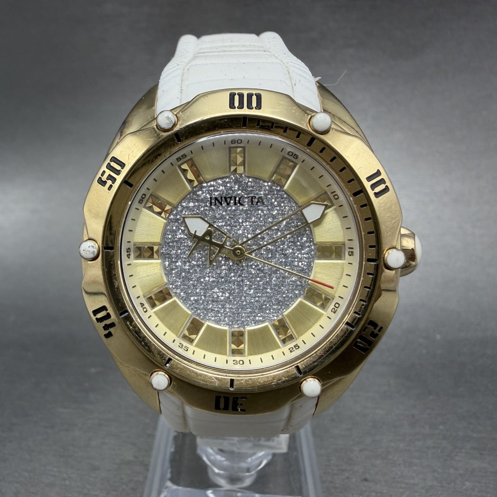 Invicta Venom Watch Women Silver Dial Gold Tone Round Rubber 26147 New Battery0