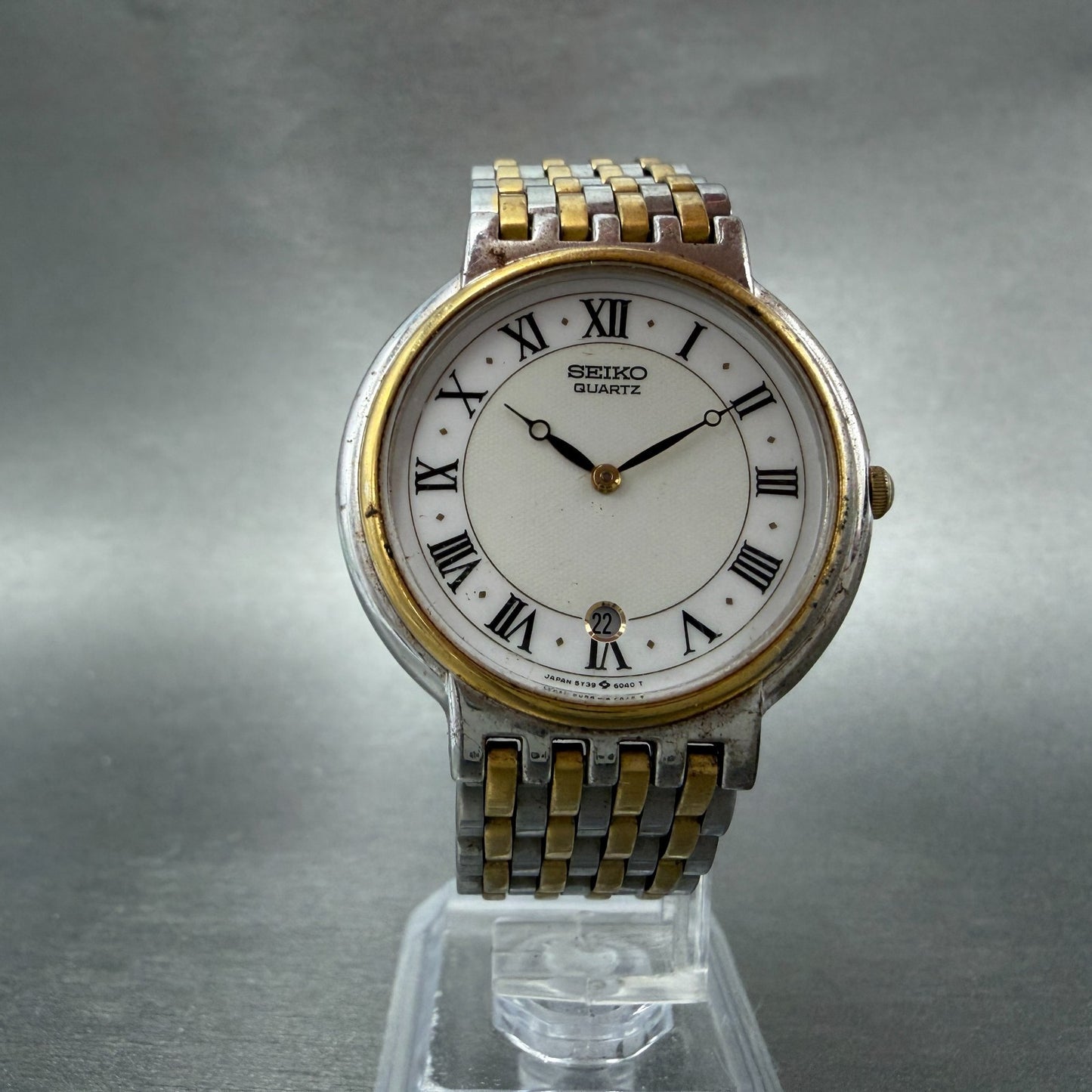 Seiko Watch Men 34mm White Dial Two Tone Date Round 5Y39-8040 New Battery5