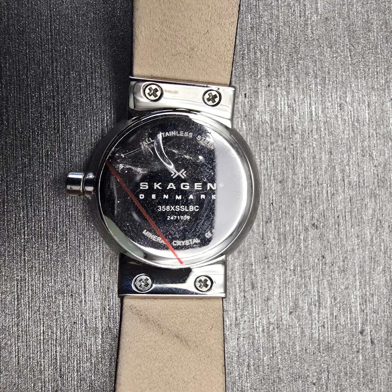 Skagen Freja Watch Women 22mm Silver Dial Silver Tone 358XSSLBC New Battery10