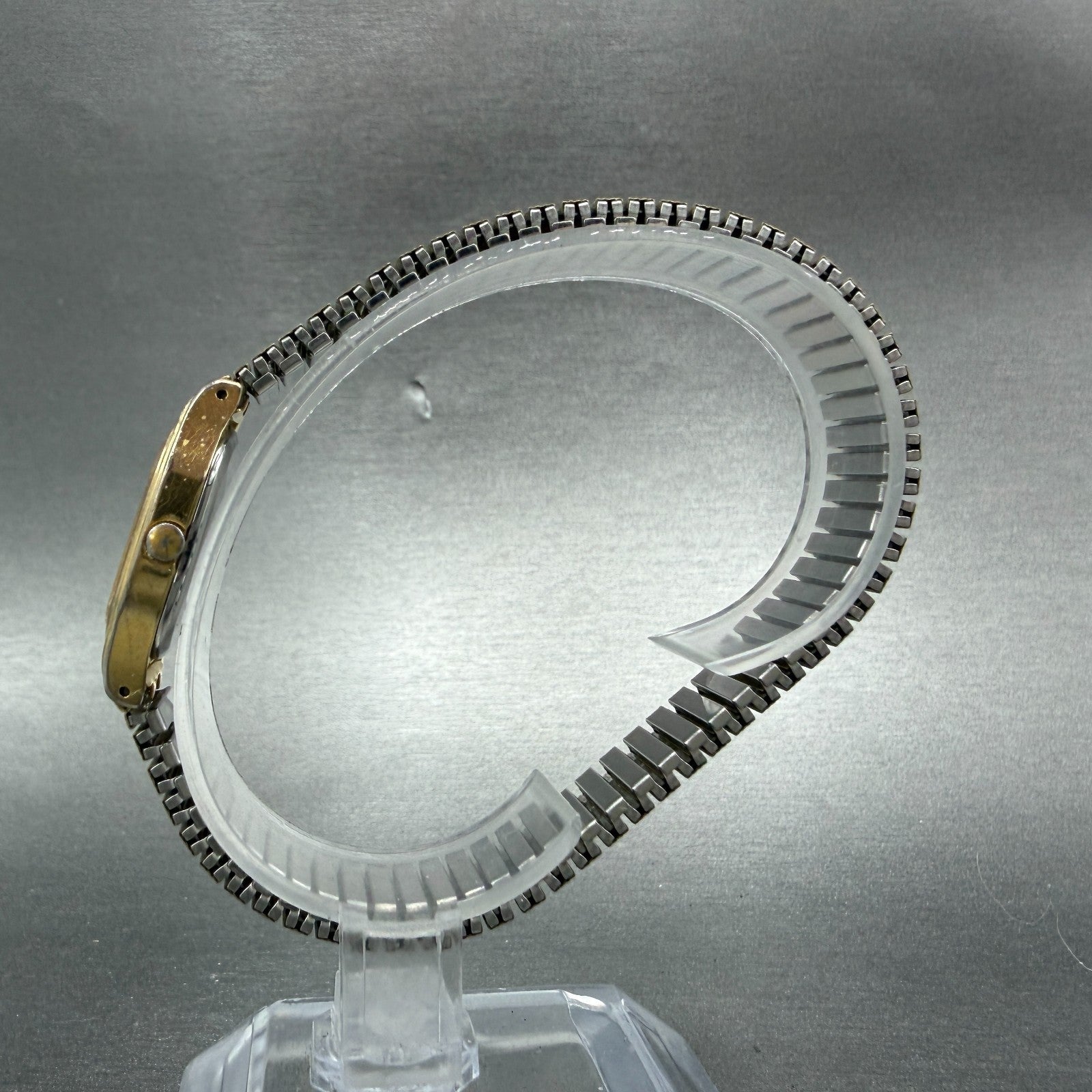 Orient Watch Women 19mm Gold Dial Gold Tone Oval A054960-20 New Battery6