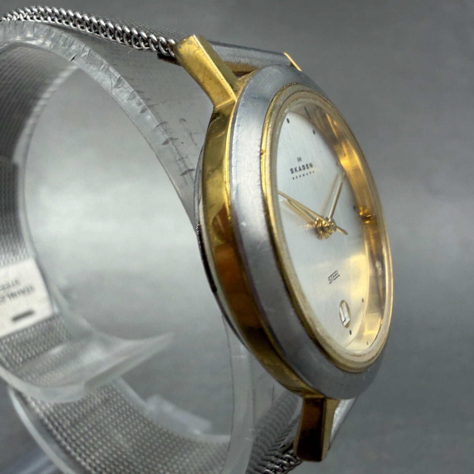 Skagen Watch Women 28mm Silver Dial Two Tone Date Round 16SGS New Battery ABCD3