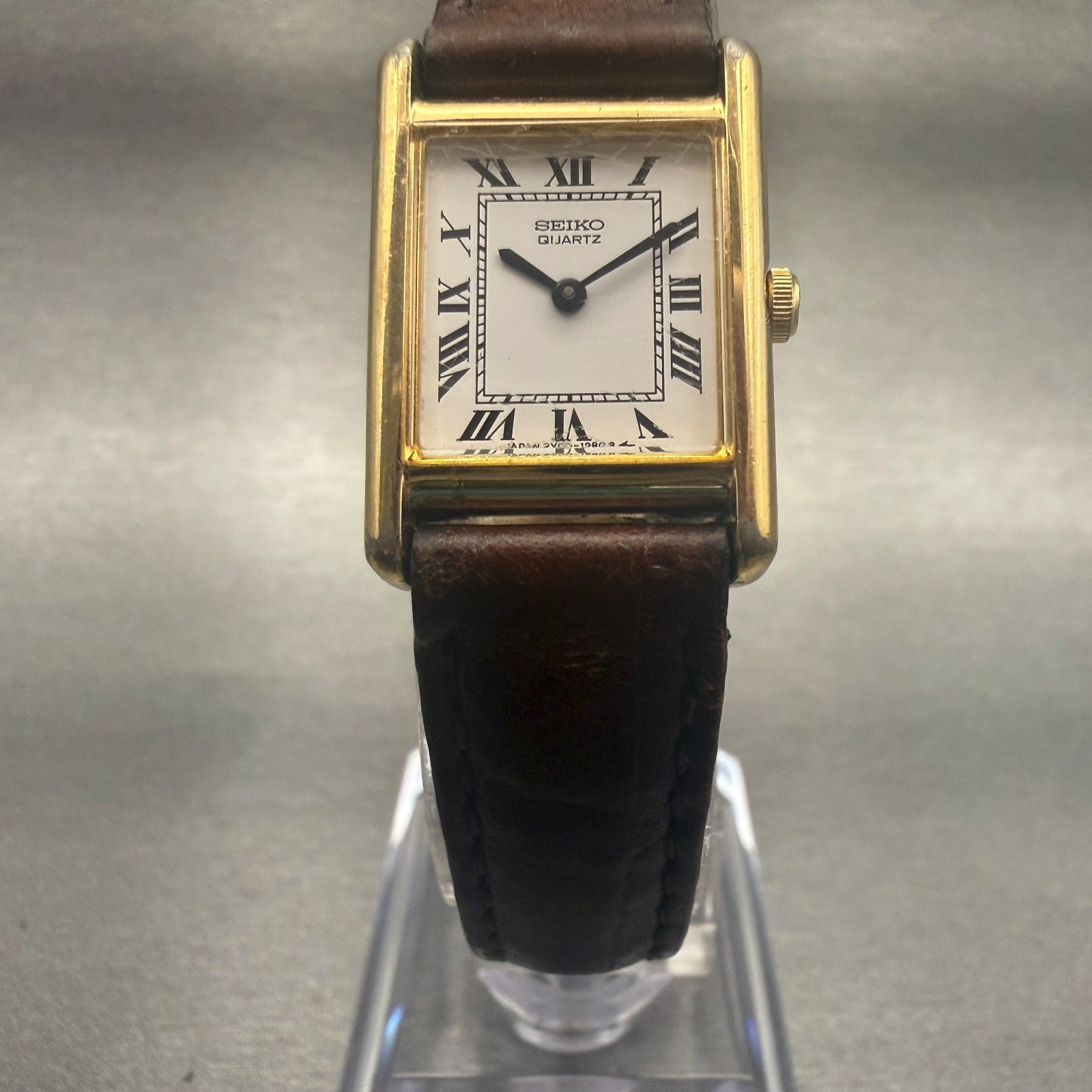 Seiko Tank Watch Women 18mm White Dial Gold Tone Rectangle 2Y00-5470 New Battery5