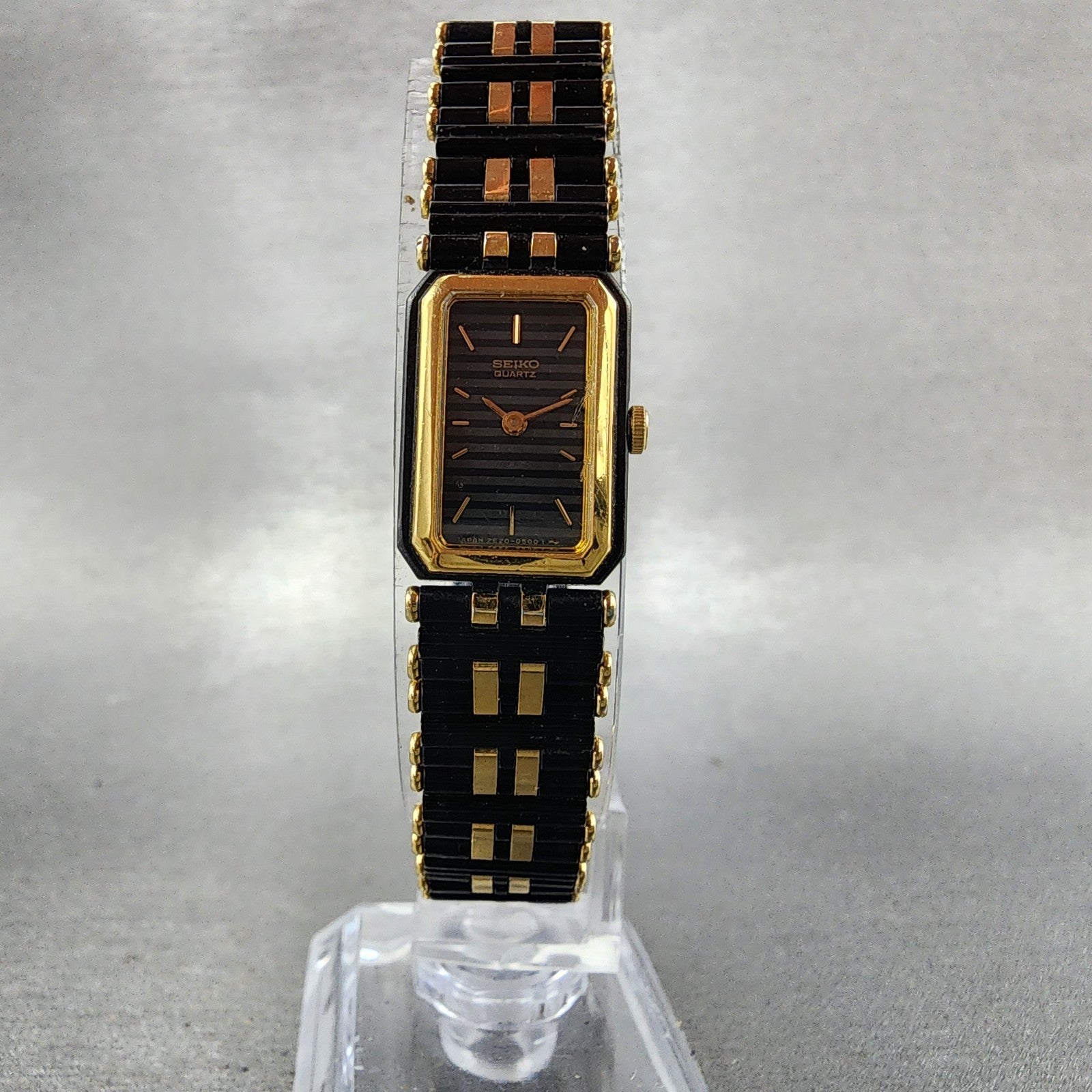 Seiko Tank Watch Women 14mm Black Dial Black & Gold Tone 2e205379 New Battery5