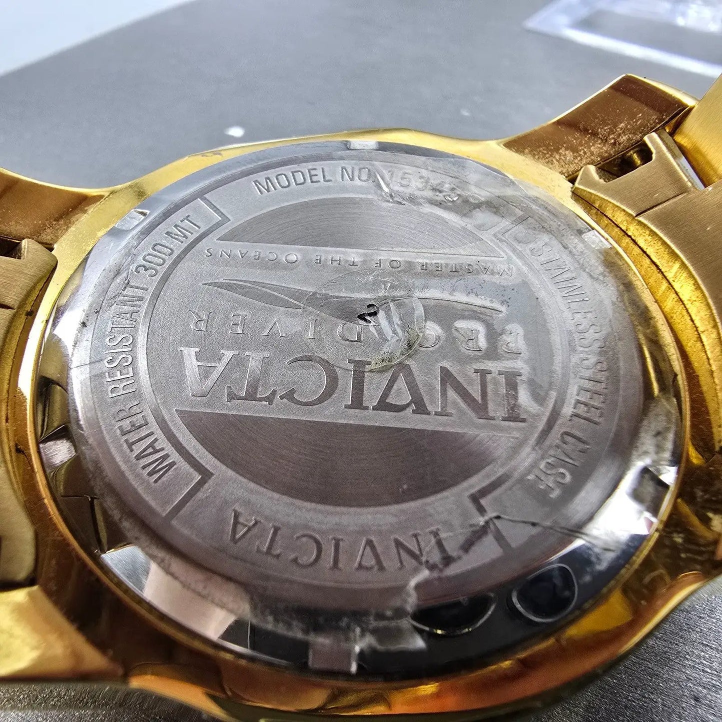 Invicta Pro Diver Watch Men 48mm Black Dial Gold Tone Date Round 15346 PARTS10