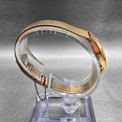 Seiko Watch Women 16mm Gold Dial Gold Tone Oval 2C20-5300 New Battery Vintage J28
