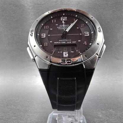 Casio WVA-470 Watch Men 42mm Black Silver Wave Ceptor Alarm Chronograph Round 785