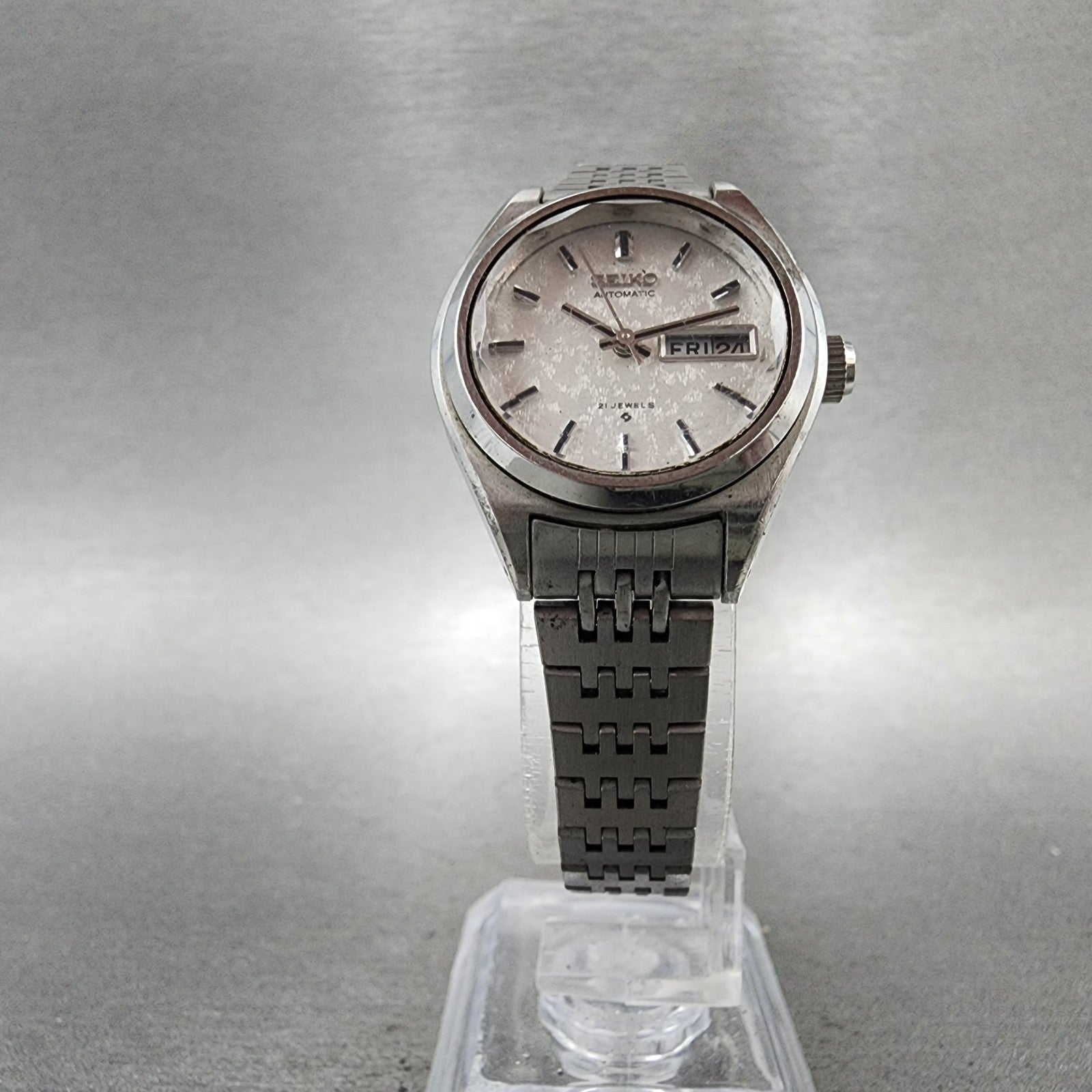 Seiko Automatic Watch Women 27mm Silver Dial Silver Tone Daydate 27060370 Runs5