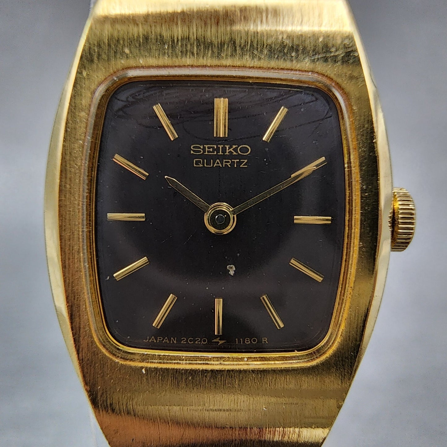 Seiko Watch Women 16mm Black Dial Gold Tone 2c205559 New Battery1