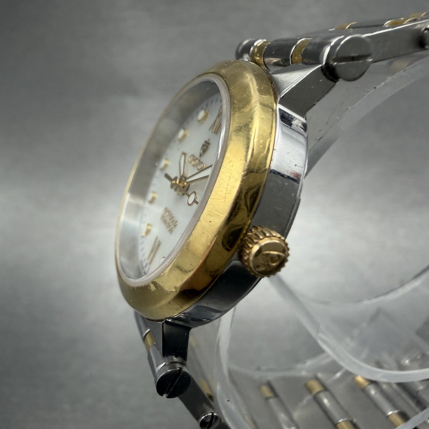 Croton Equator Watch Women 27mm MOP Dial 18K Gold Steel Date New Battery2