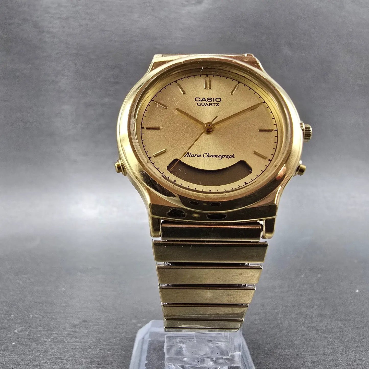 Casio Analog Digital Watch Men 35mm Champagne Dial Gold Tone Alarm Chrono PARTS6