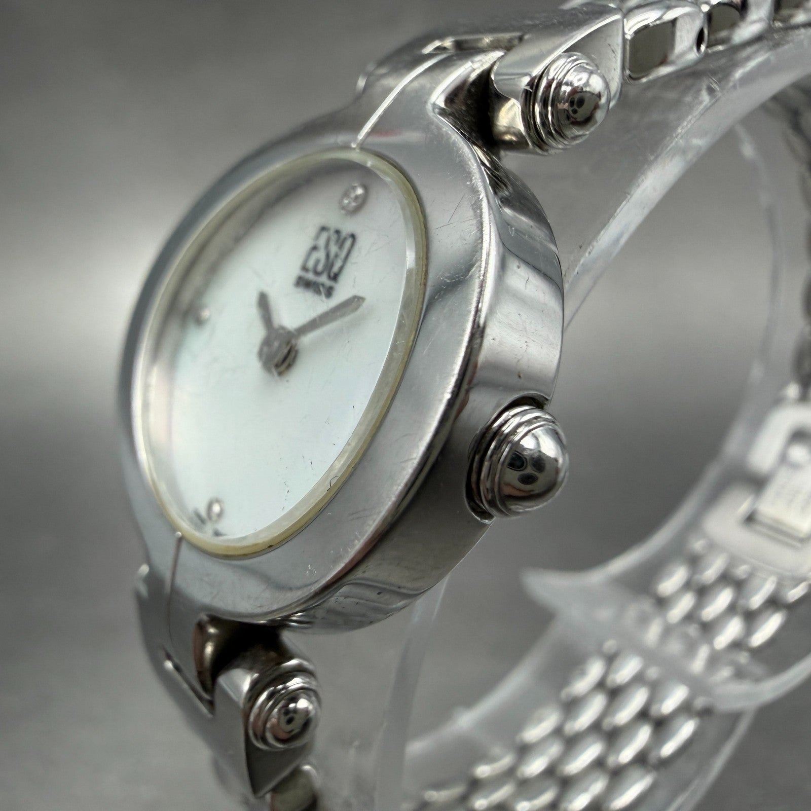 ESQ Watch Women 22mm MOP Dial Silver Tone Round E5418 New Battery2