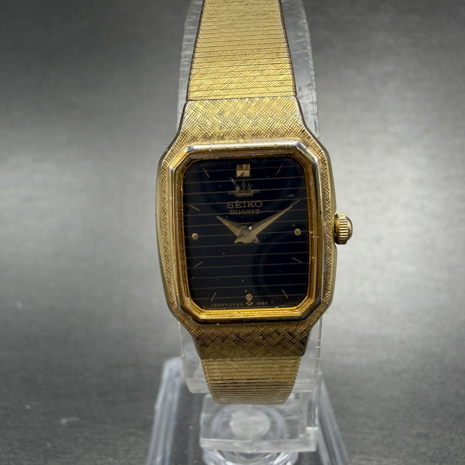 Seiko Tank Watch Women 17mm Black Dial Gold Tone Rectangle 2P20-5D30 New Battery0