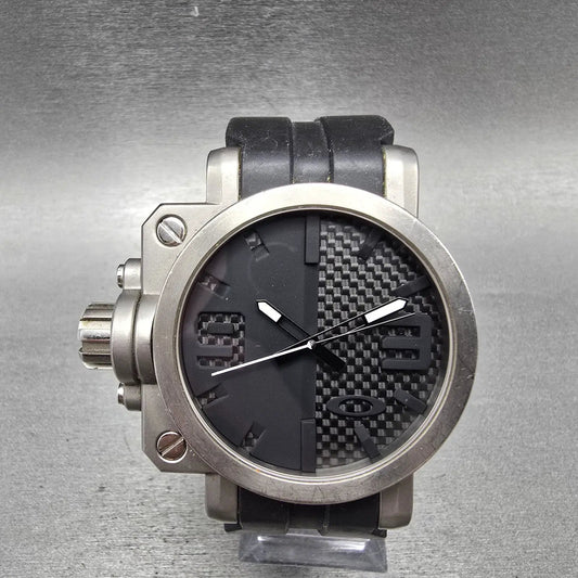 Oakley Gearbox watch Men 50mm Black Dial Titanium Round New Battery0