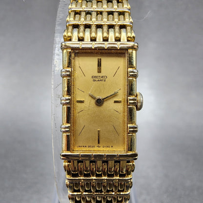 Seiko Tank Watch Women 12mm Champagne Dial Gold Tone 2e205070 New Battery0