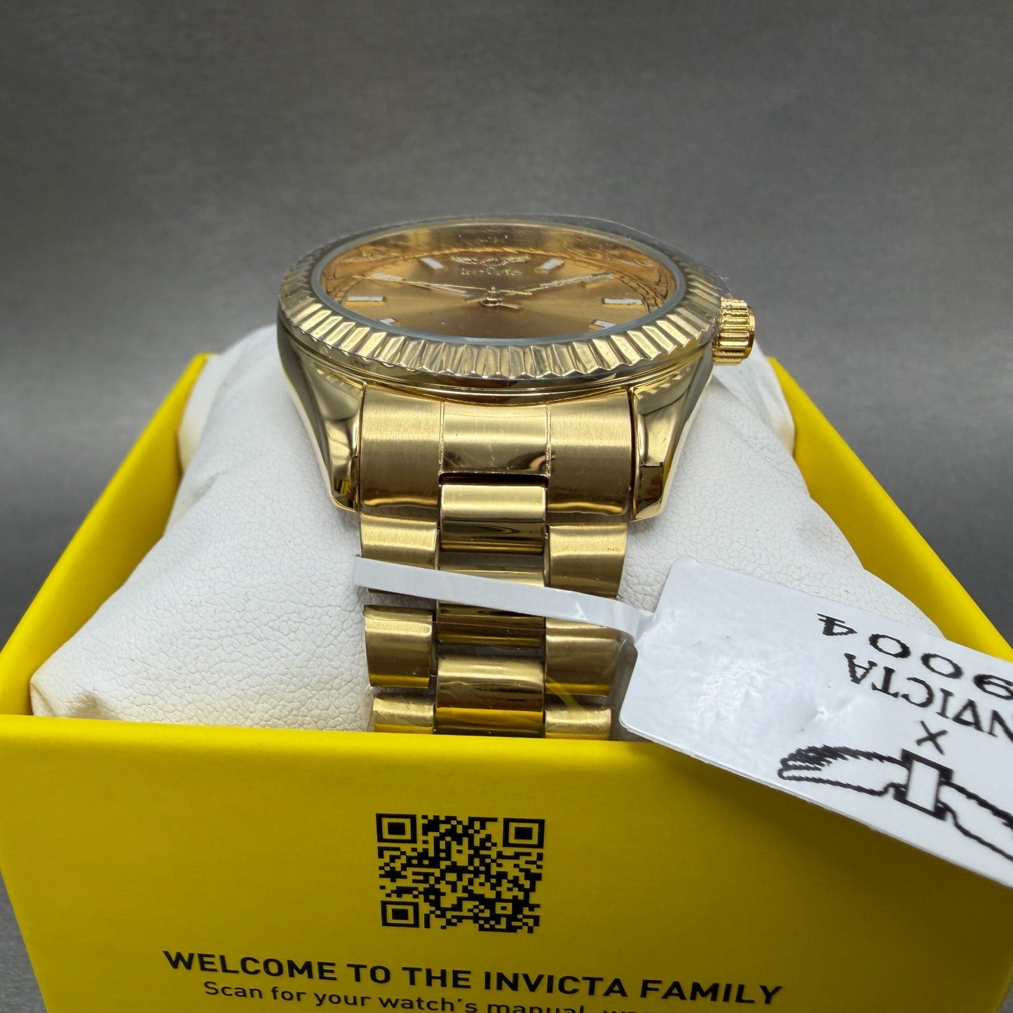 Invicta Specialty Watch Men 41mm Gold Dial Gold Tone Round Fluted Bezel 690042