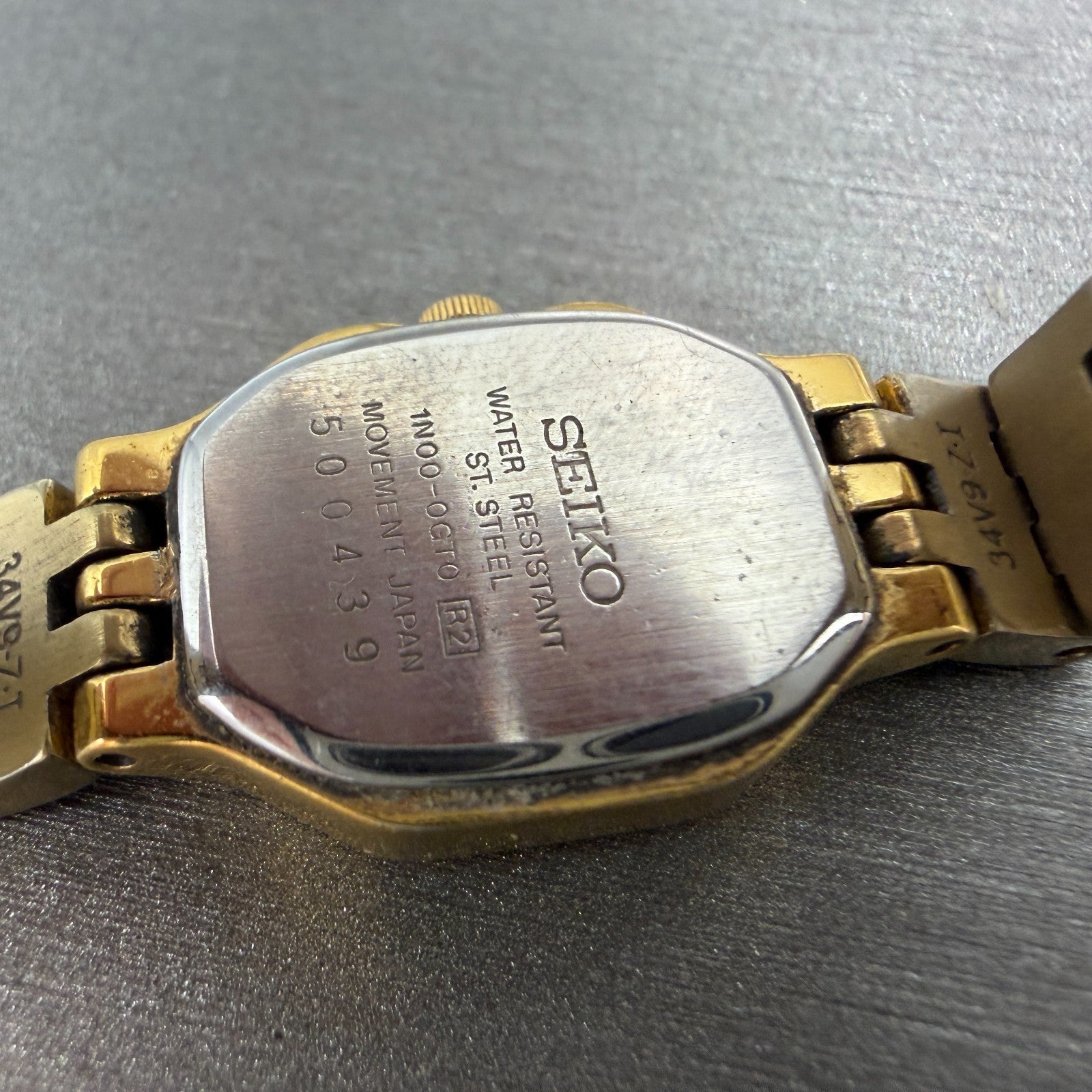 Seiko Watch Women 16mm Champagne Dial Gold Tone Octagon 1N00-0GT0 New Battery9