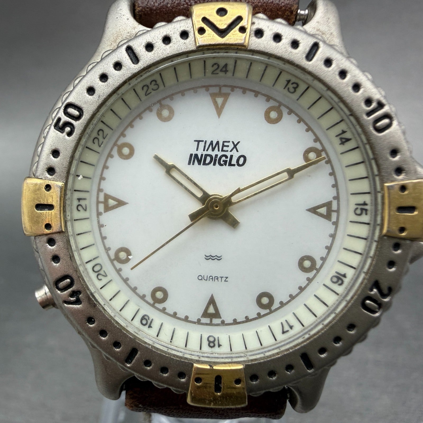Timex Indiglo Dive Watch Women 35mm White Dial Two Tone Round New battert1