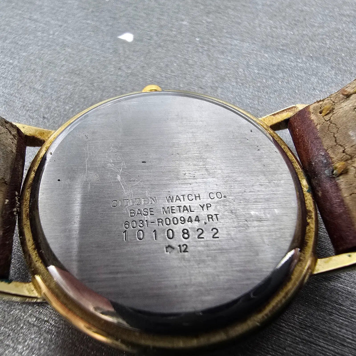 Citizen CQ Watch Men 34mm White Dial Gold Tone Round 6031-R00944 VTG PARTS10