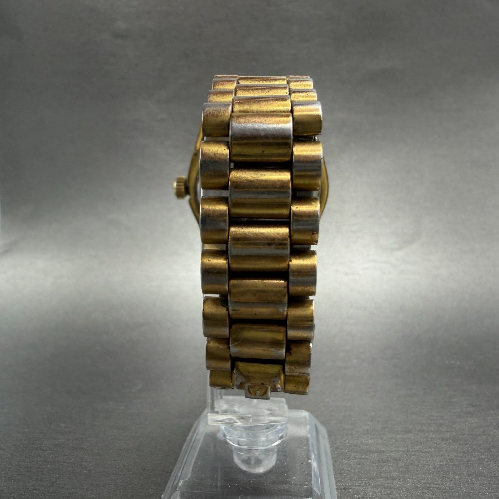 Bulova Watch Men 36mm Gold Dial Gold Tone Date Round 82336 PARTS8