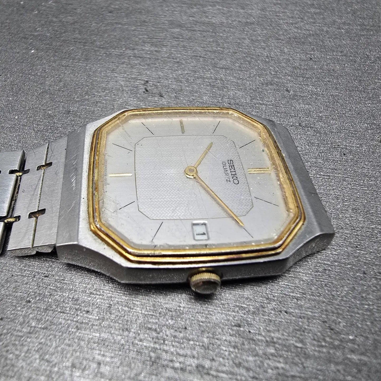 Seiko Watch Men 29mm Silver Dial Two Tone Date Octagon 6439-5039 PARTS Vintage4