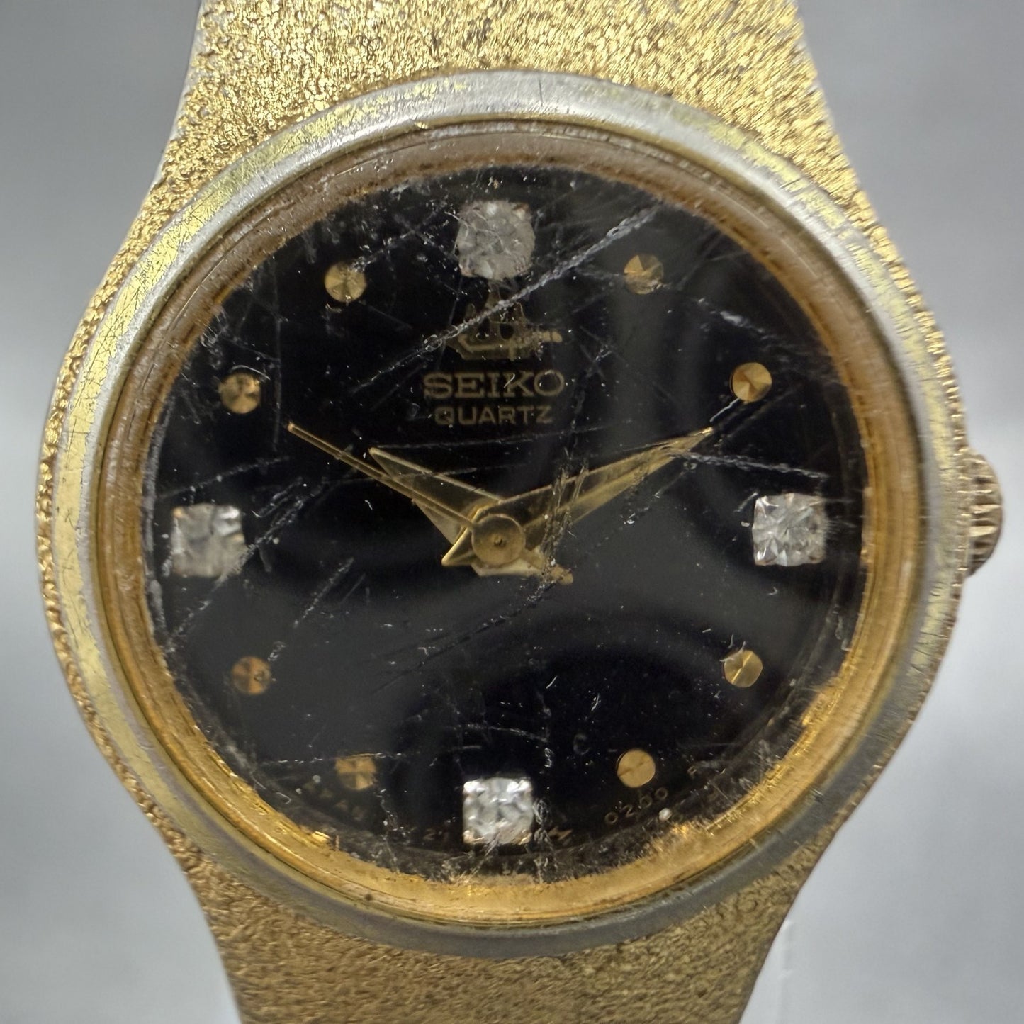 Seiko Watch Women 20mm Black Dial Gold Tone Round 8Y21-0020 New Battery1