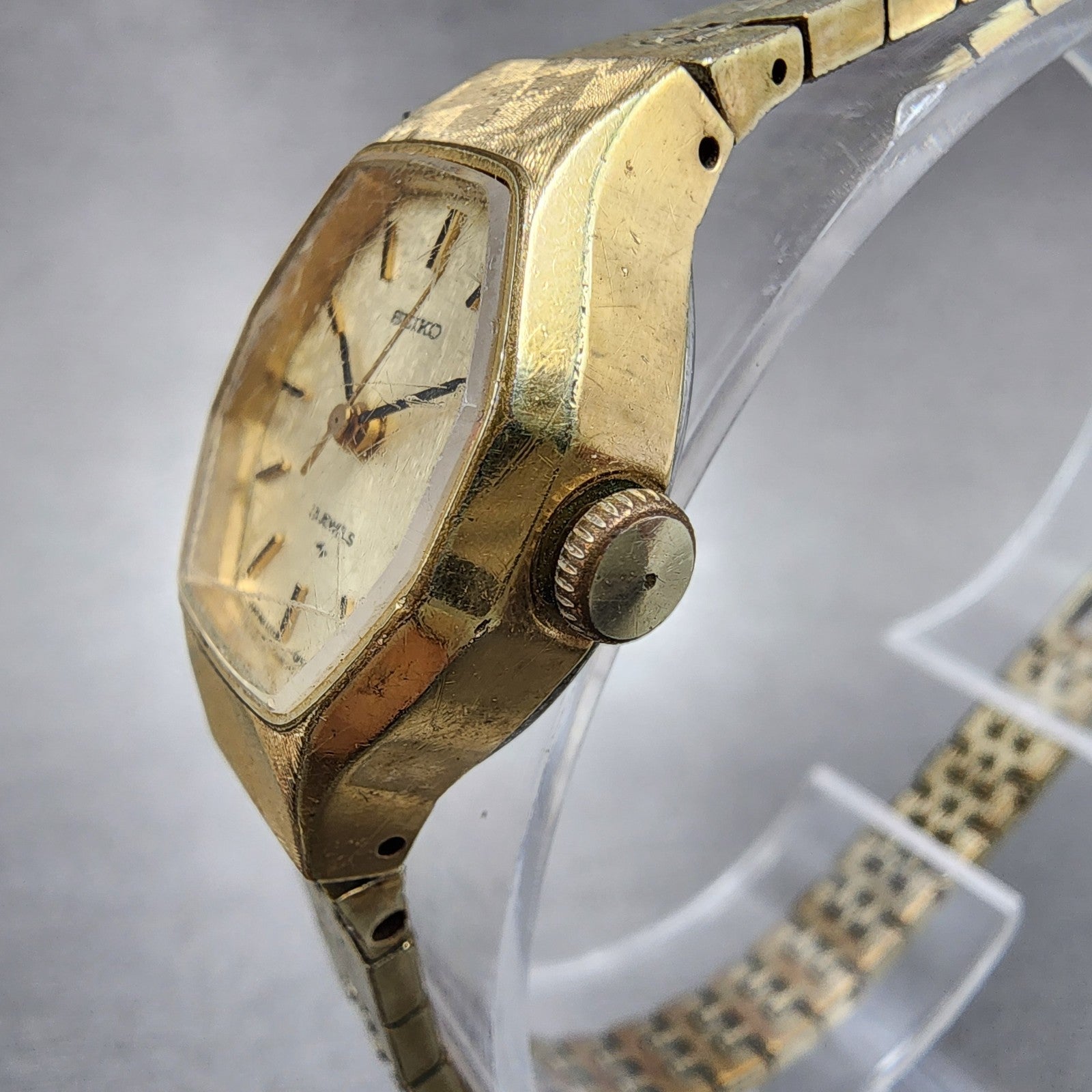 Seiko Watch Women 19mm Champagne Dial Gold Tone Octagon Manual 11043390 Runs2