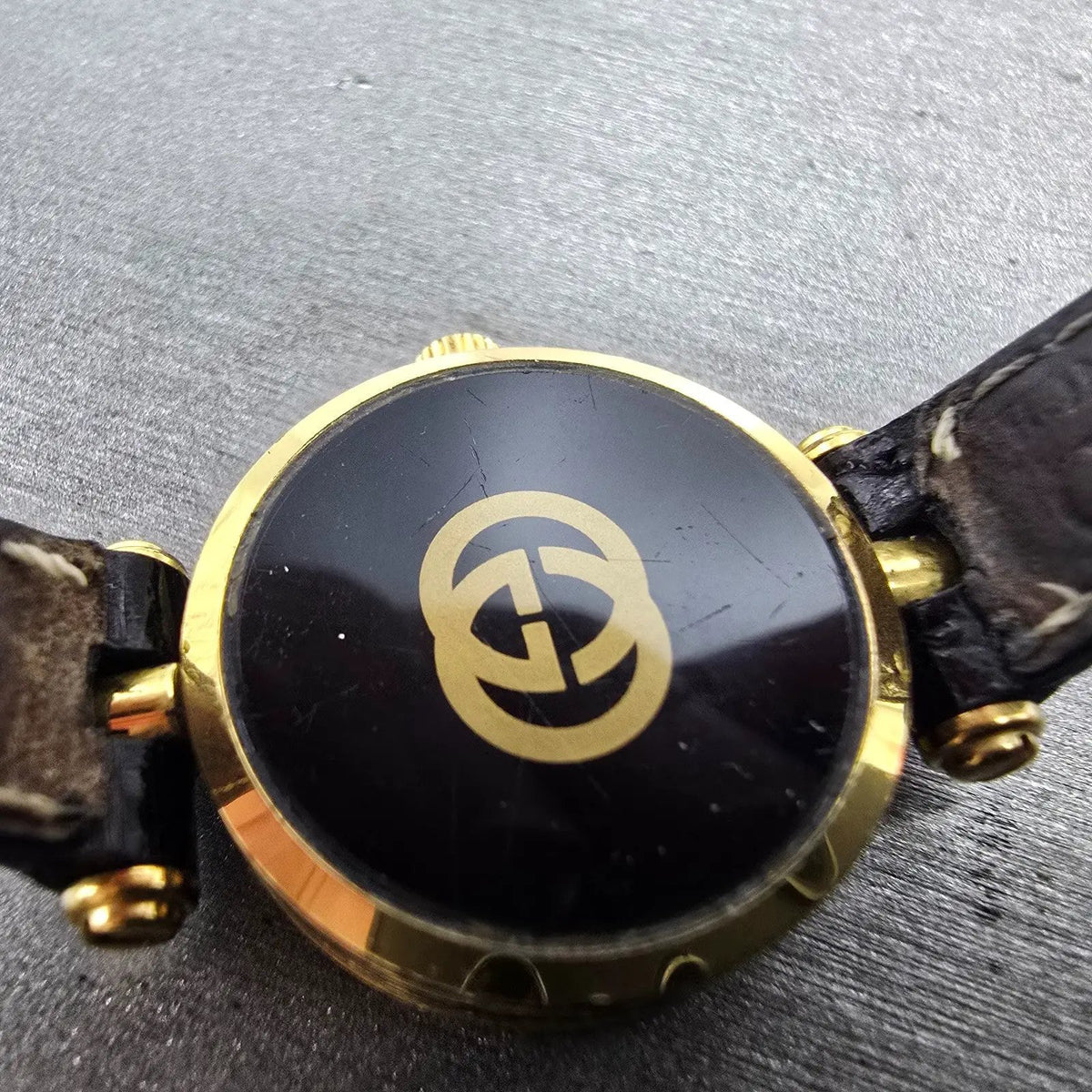 Gucci 2000L Watch Women 22mm Black Dial Gold Plated Round New Battery VTG SW9