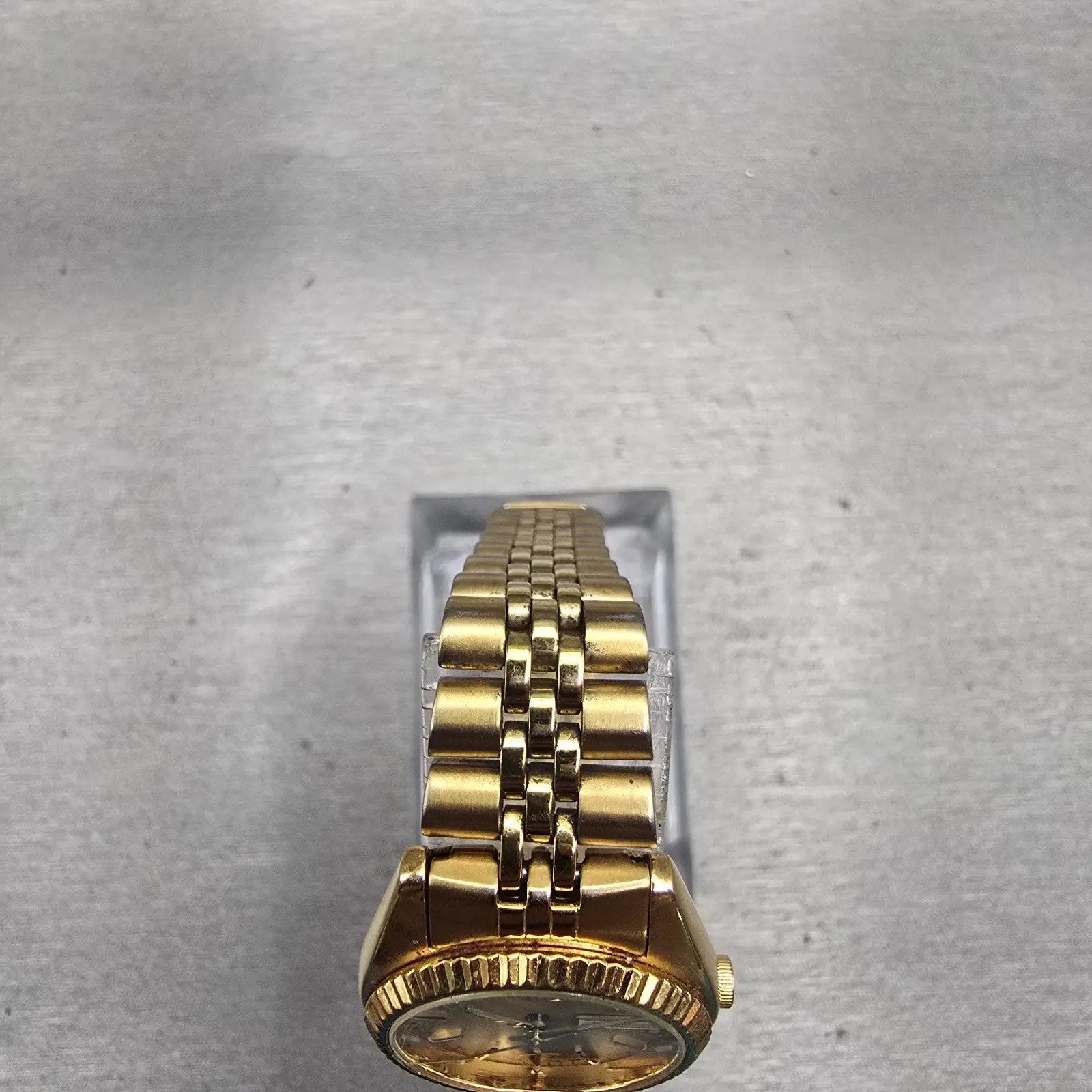 Seiko Watch Women 24mm Gold Dial Gold Tone Daydate Round 7N83-0041 New Battery4