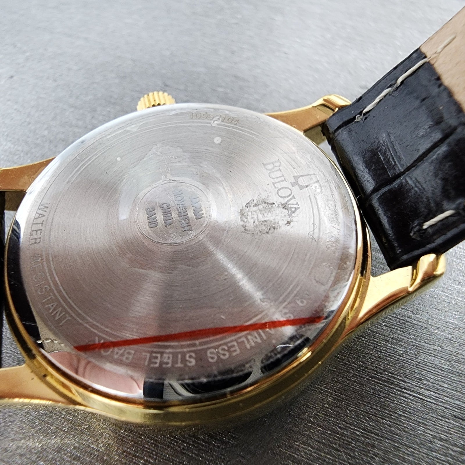 Bulova Watch Women 30mm Champagne Dial Gold Tone Round 97V25 New Battery9