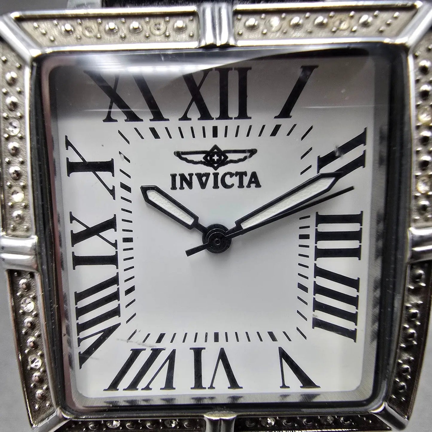 Invicta Wildflower Tank Watch Women 33mm White Dial Silver Tone 14433 New Batt1